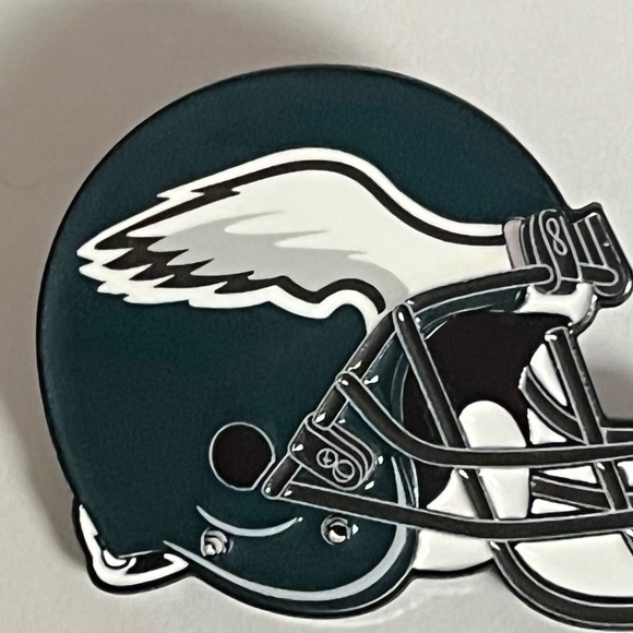 Philadelphia Eagles Helmet Hat Pin Pins Hats Bag Football Logo Fitted New Era - Picture 2 of 7